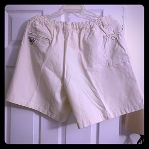 Men’s Columbia shorts white XL